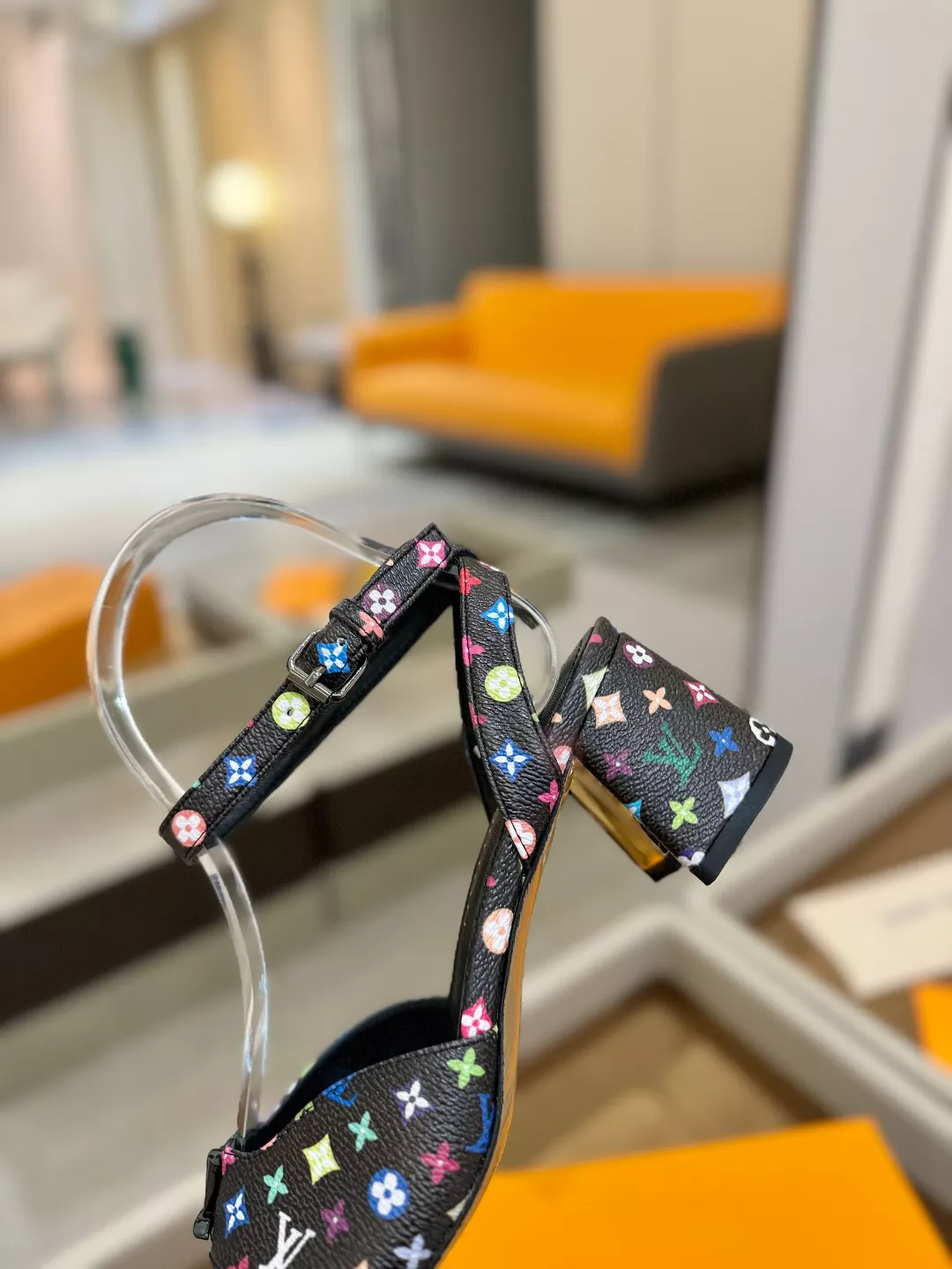 SmartChoice 3839 Louis Vuitton Sandal For Women