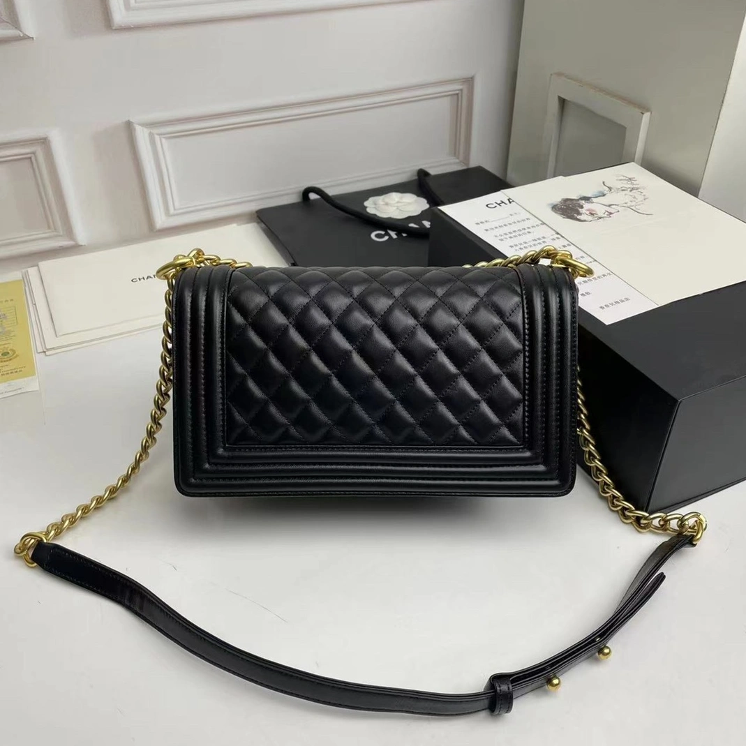 SmartChoice 417 Chanel AAA Quality Messenger Bags For Women