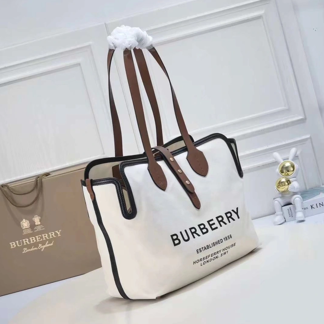 SmartChoice 4384 Burberry AAA Quality Shoulder Bags For Women