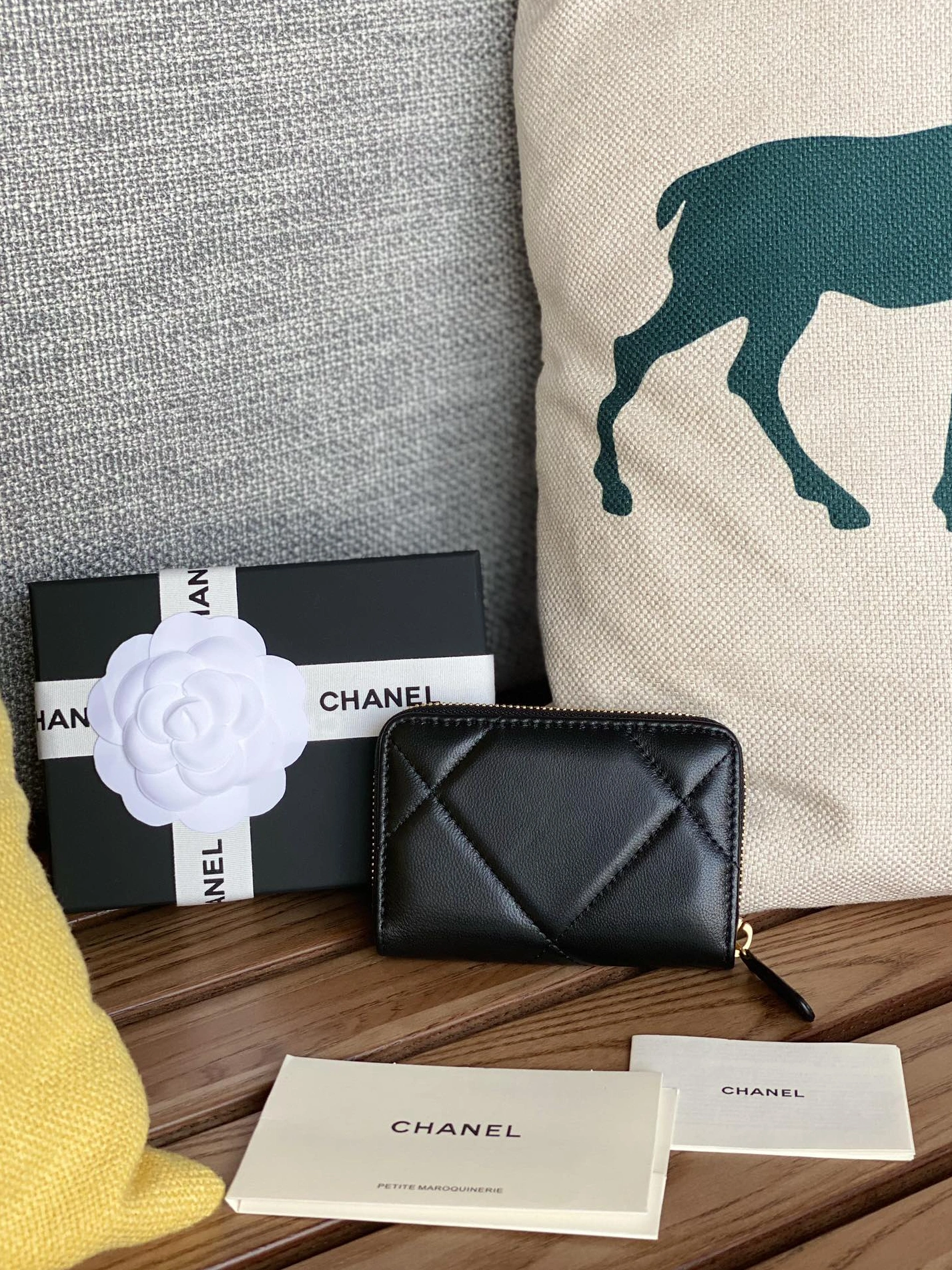 SmartChoice 4393 Chanel Wallets