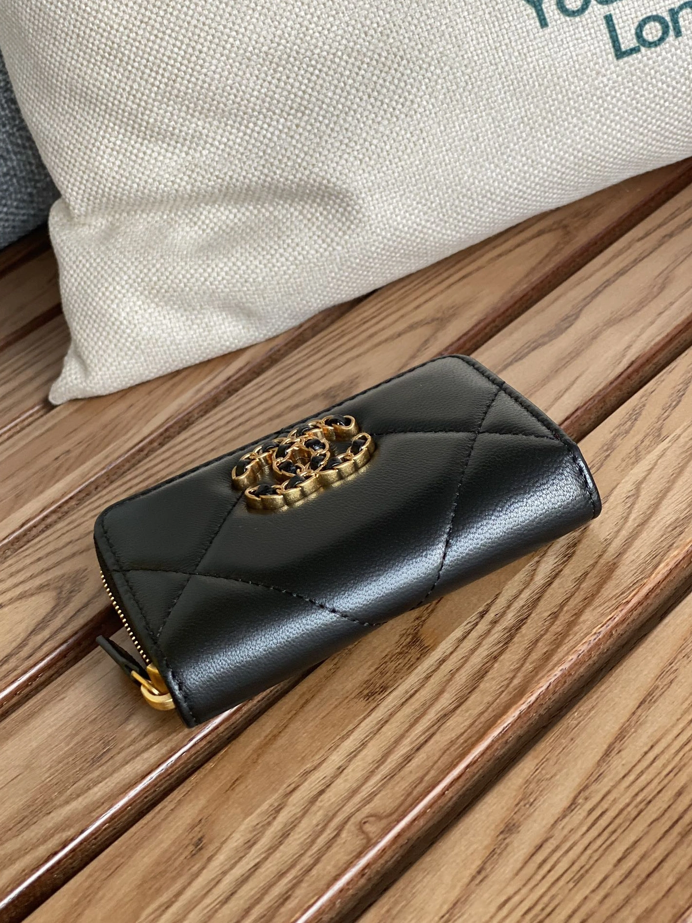 SmartChoice 4393 Chanel Wallets