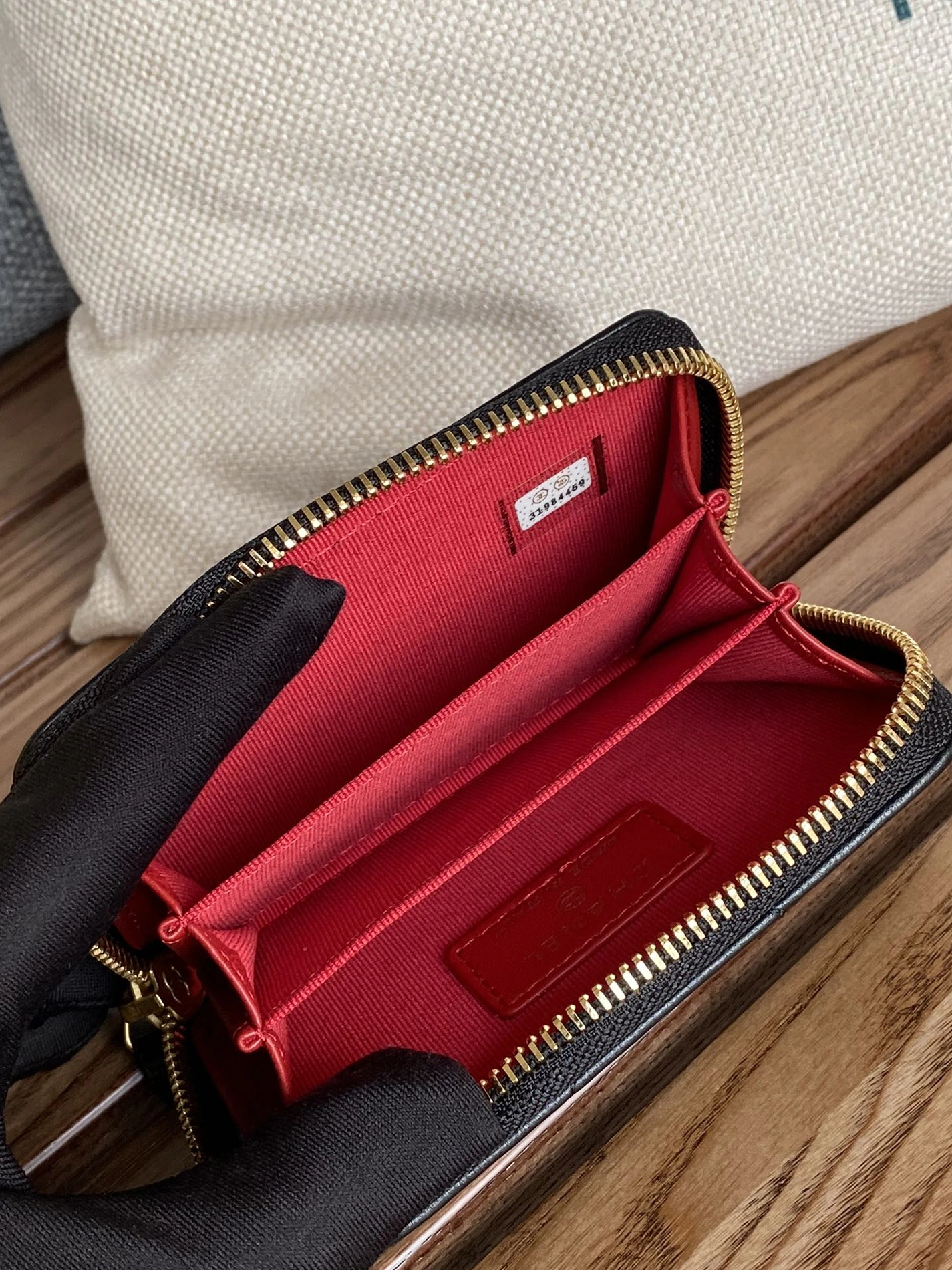 SmartChoice 4393 Chanel Wallets