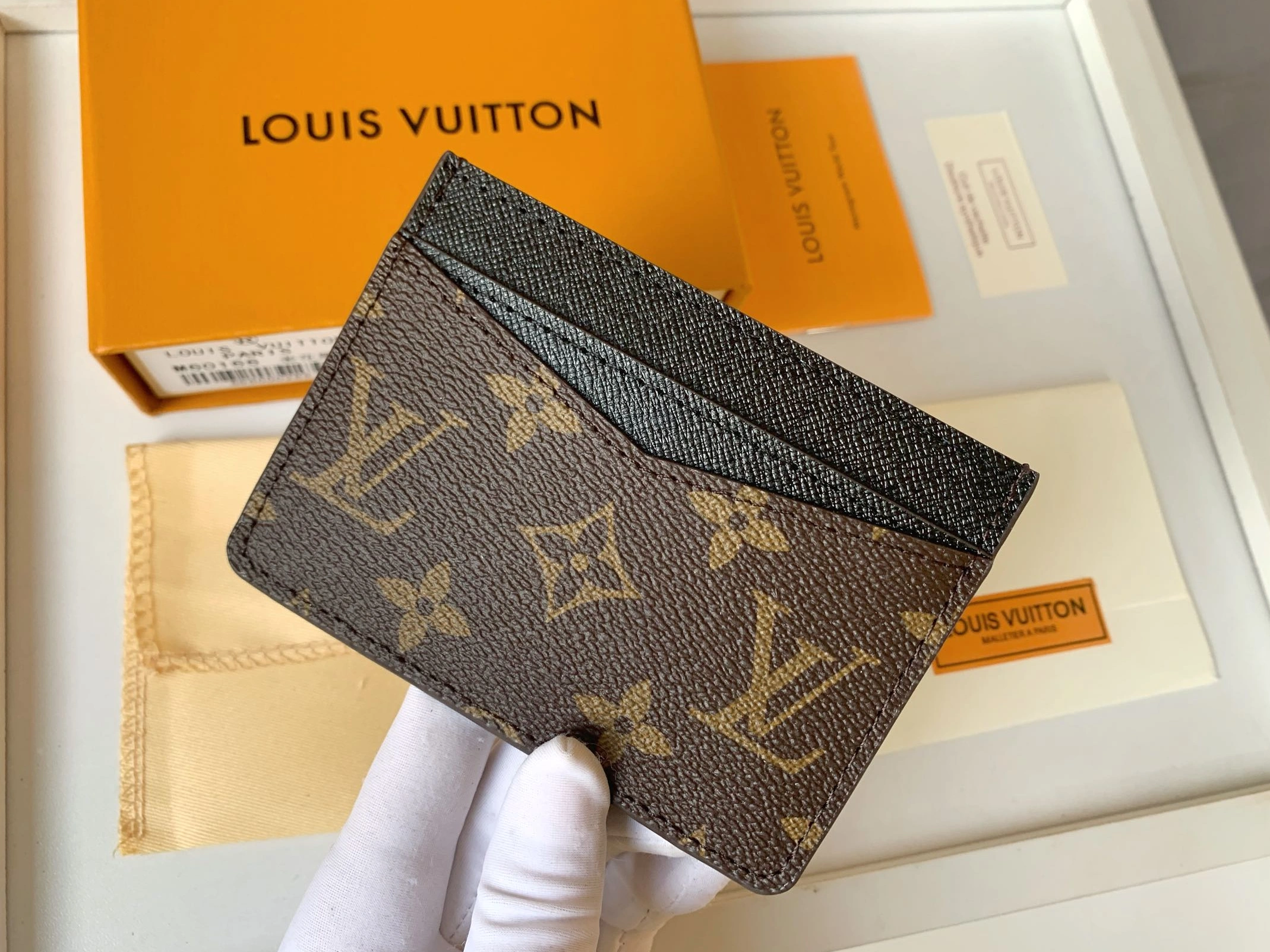 SmartChoice 4453 Louis Vuitton Card Case