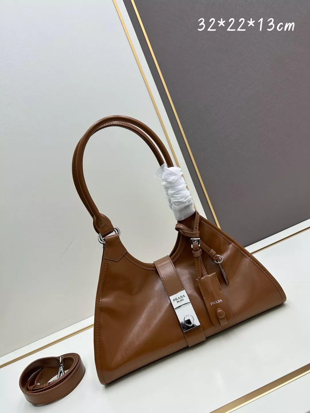 SmartChoice 4979 Prada AAA Quality Handbags For Women