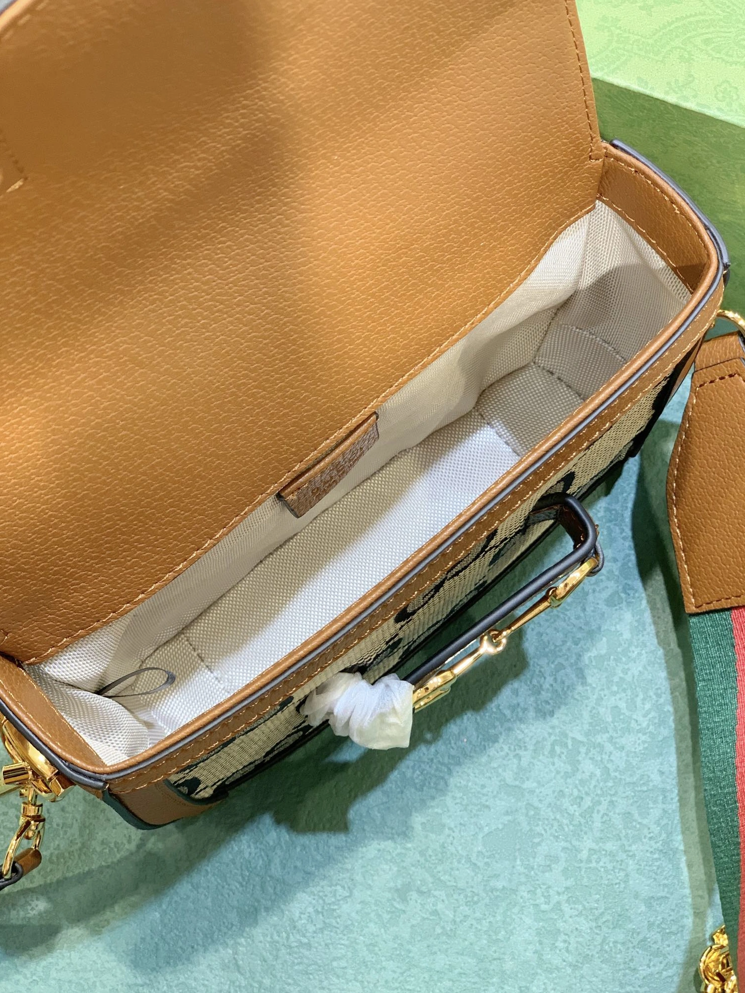 SmartChoice 5282 Gucci AAA Quality Messenger Bags For Women