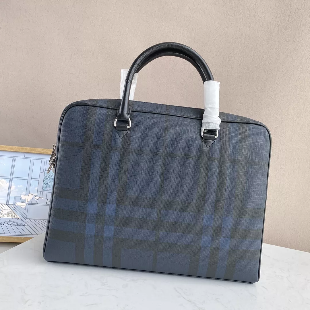 SmartChoice 5304 Burberry AAA Man Handbags