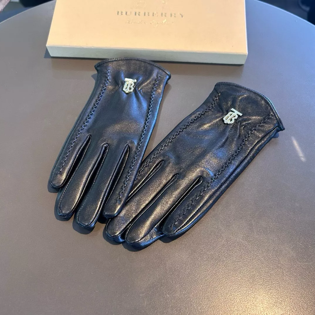 SmartChoice 5510 Burberry Gloves For Women
