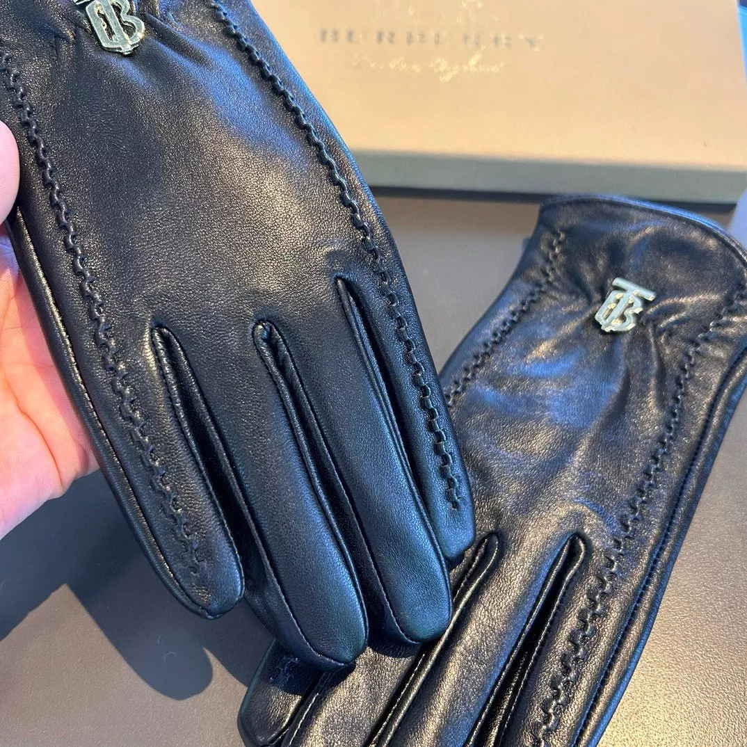 SmartChoice 5510 Burberry Gloves For Women