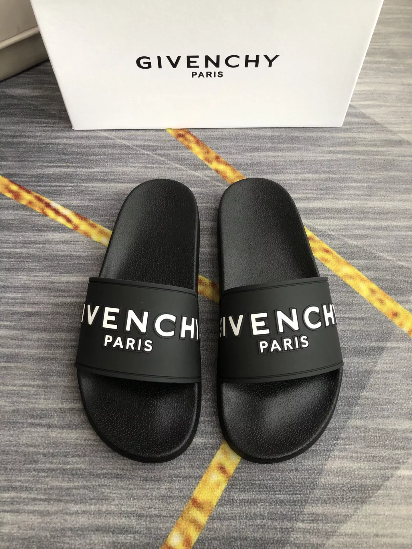 SmartChoice 5540 Givenchy Slippers For Men