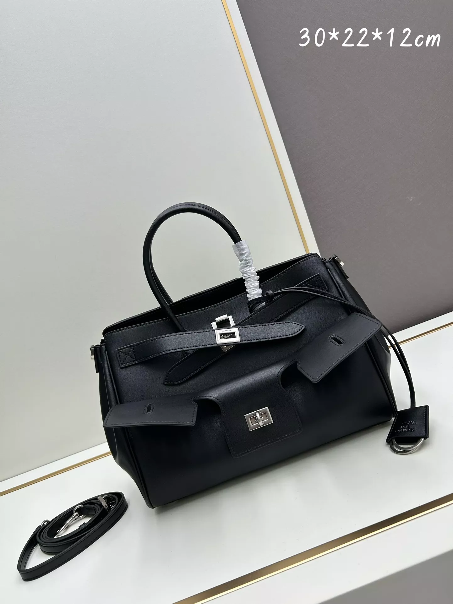 SmartChoice 5570 Balenciaga AAA Quality Handbags For Women