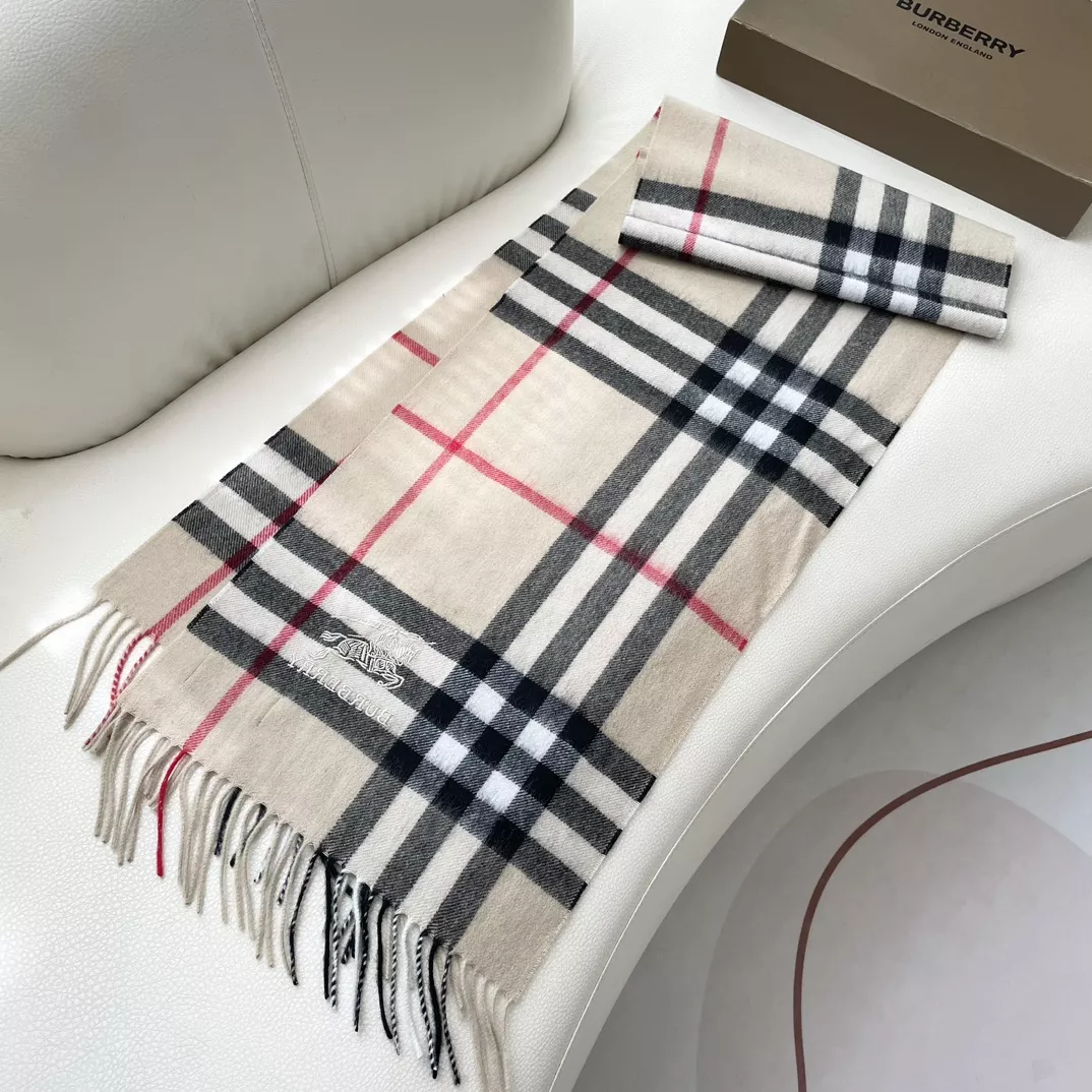 SmartChoice 5588 Burberry Scarf For Women