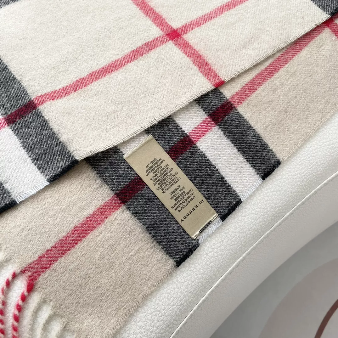SmartChoice 5588 Burberry Scarf For Women