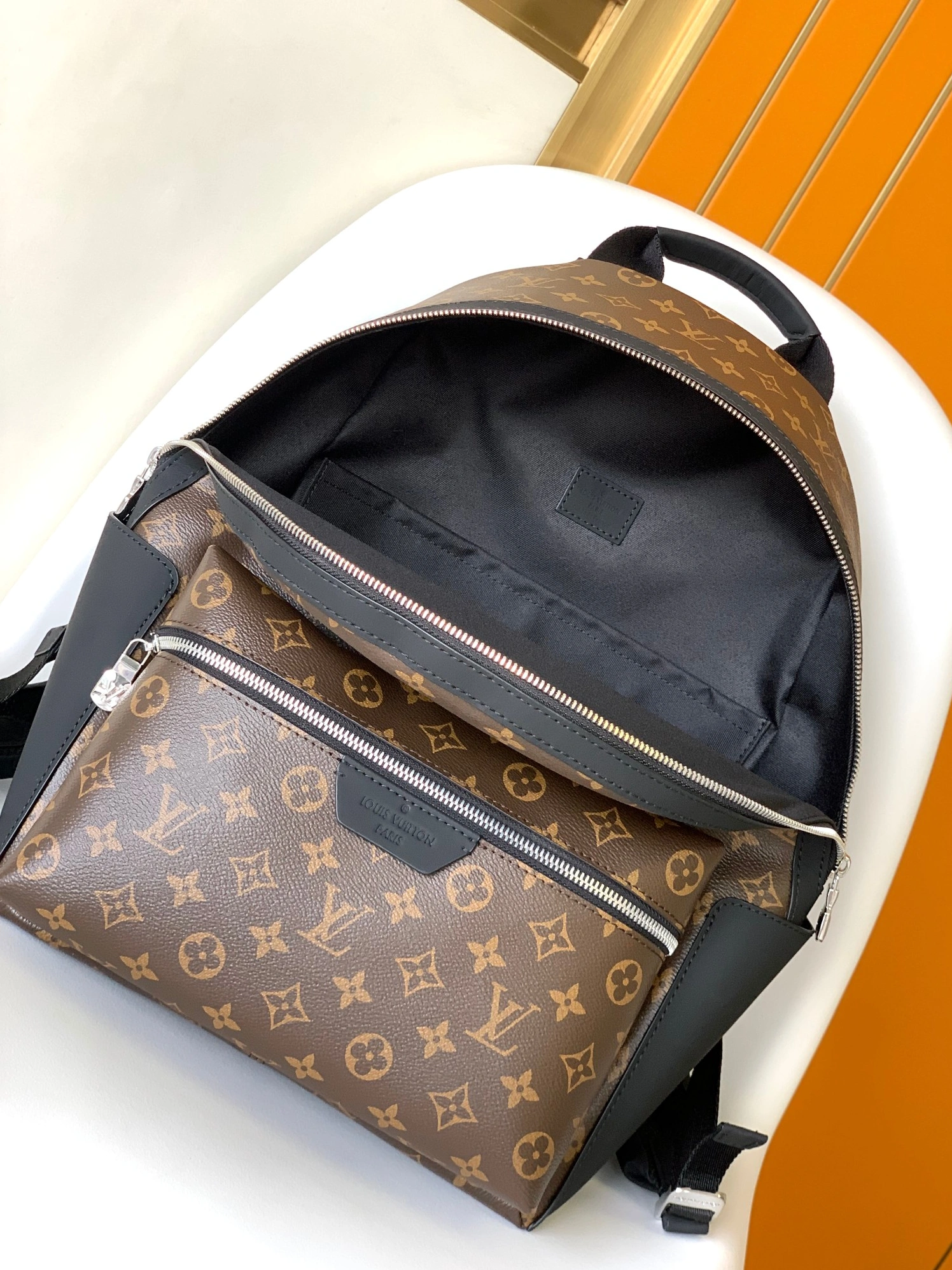 SmartChoice 5694 Louis Vuitton LV AAA Man Backpacks