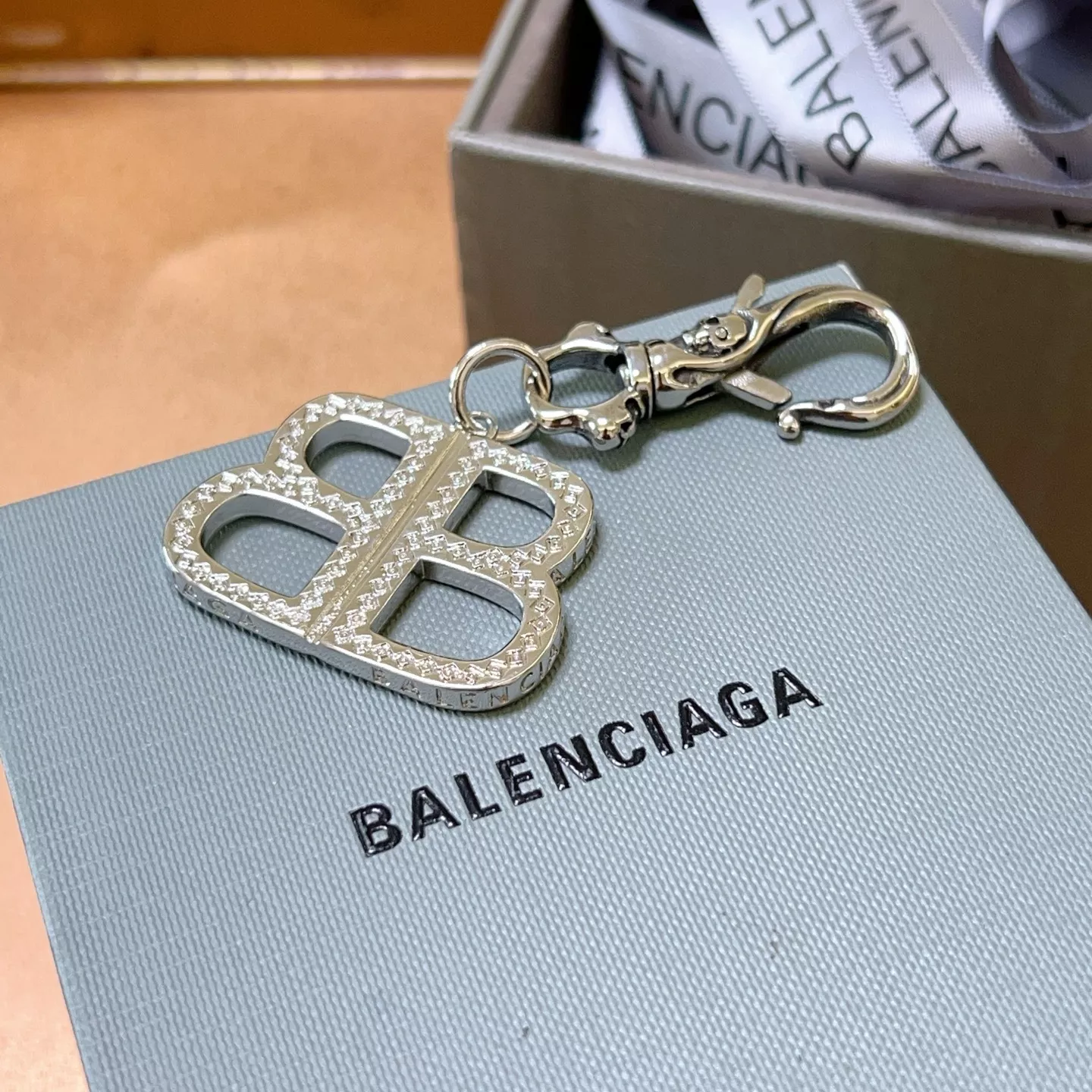 SmartChoice 5946 Balenciaga Key Holder And Bag Buckle
