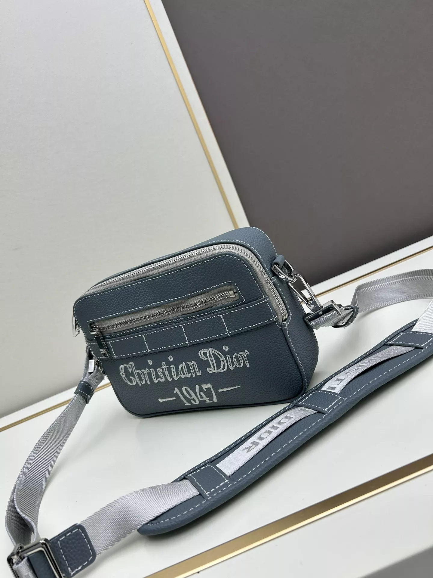 SmartChoice 640 Christian Dior AAA Quality Messenger Bags For Unisex