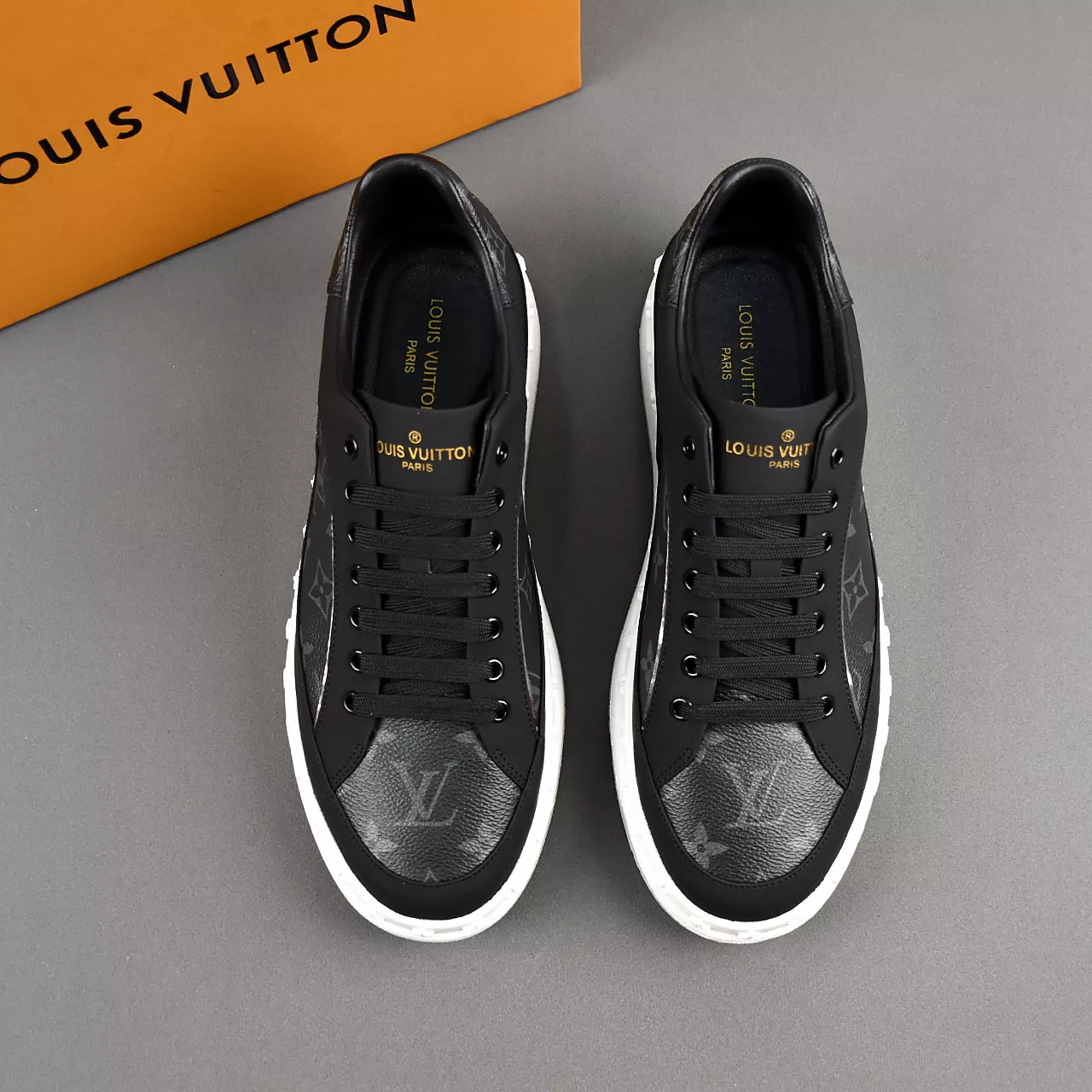 SmartChoice 6988 Louis Vuitton Casual Shoes For Men