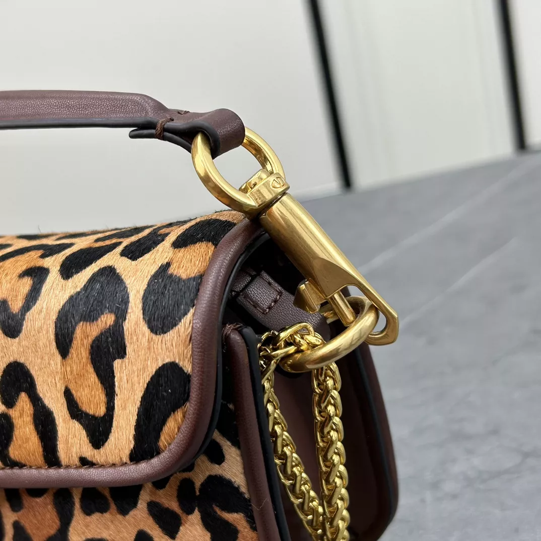 SmartChoice 7029 Valentino AAA Quality Messenger Bags For Women