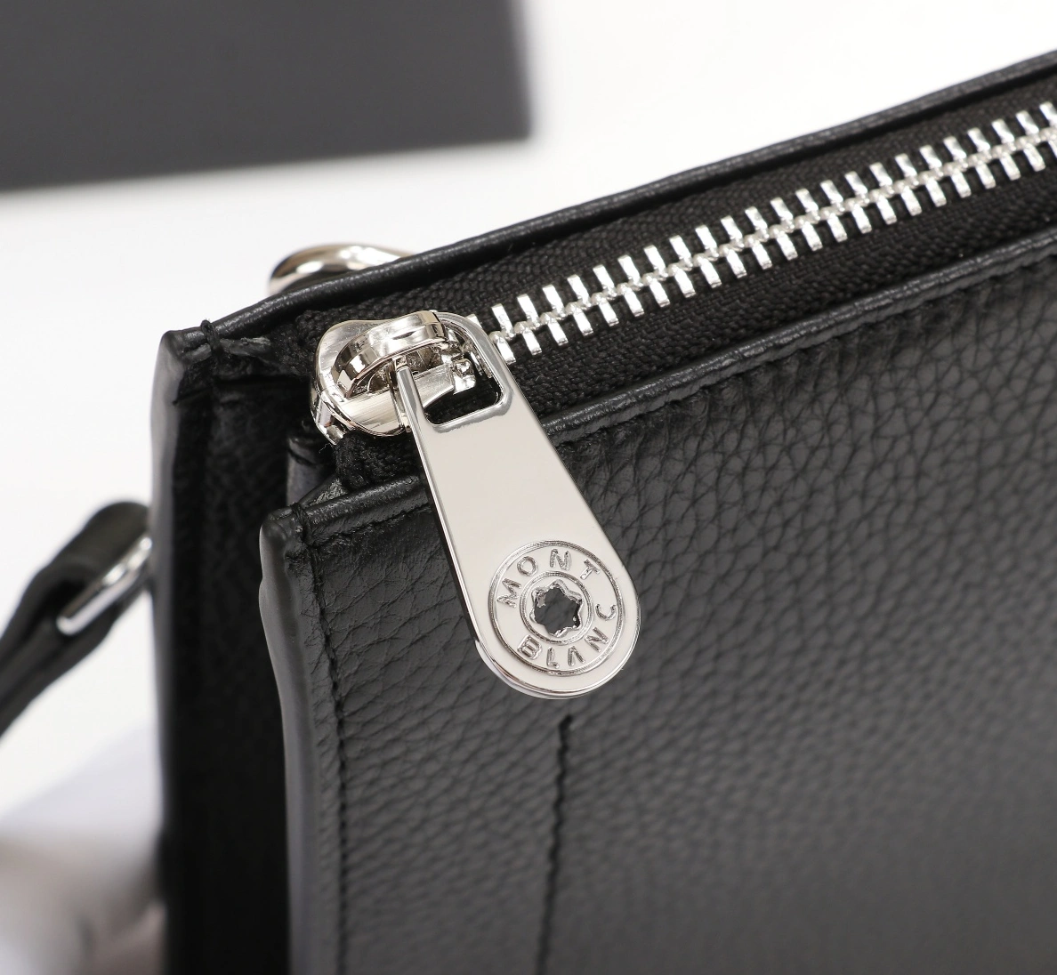 SmartChoice 7099 Mont Blanc AAA Man Wallets