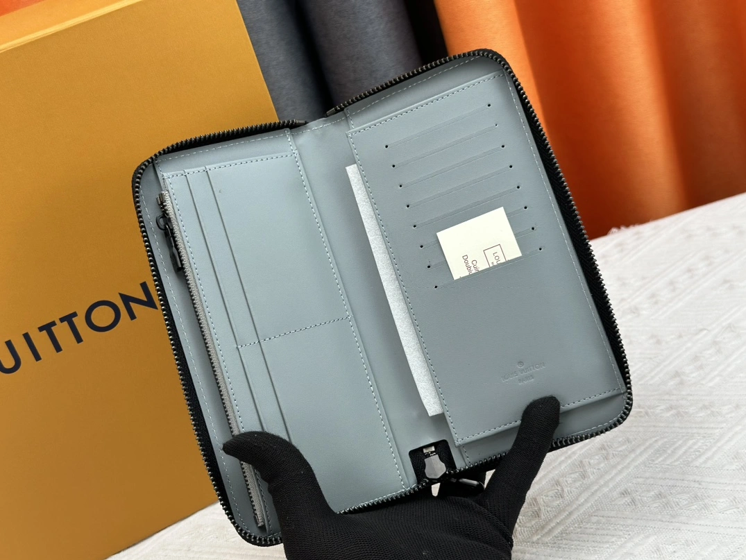 SmartChoice 7230 Louis Vuitton LV Card Case