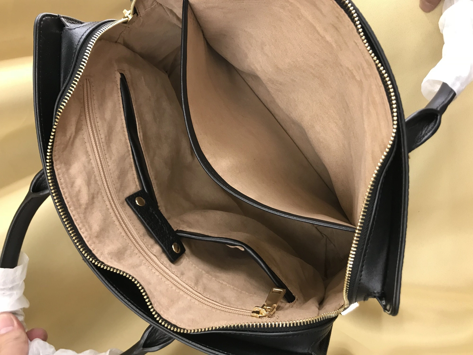 SmartChoice 7307 Prada AAA Man Handbags