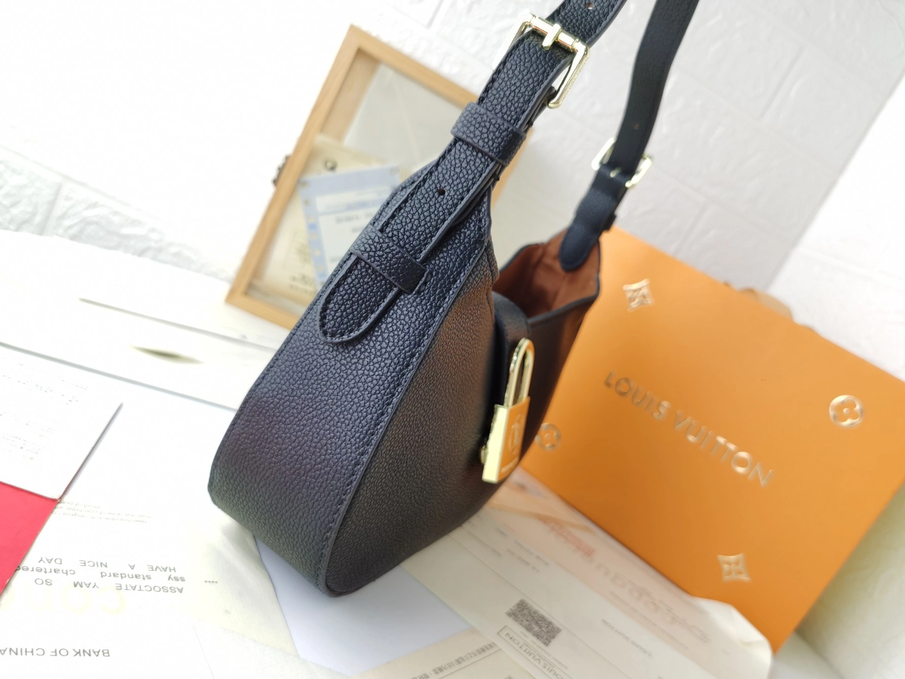 SmartChoice 741 Louis Vuitton AAA Quality Shoulder Bags For Women