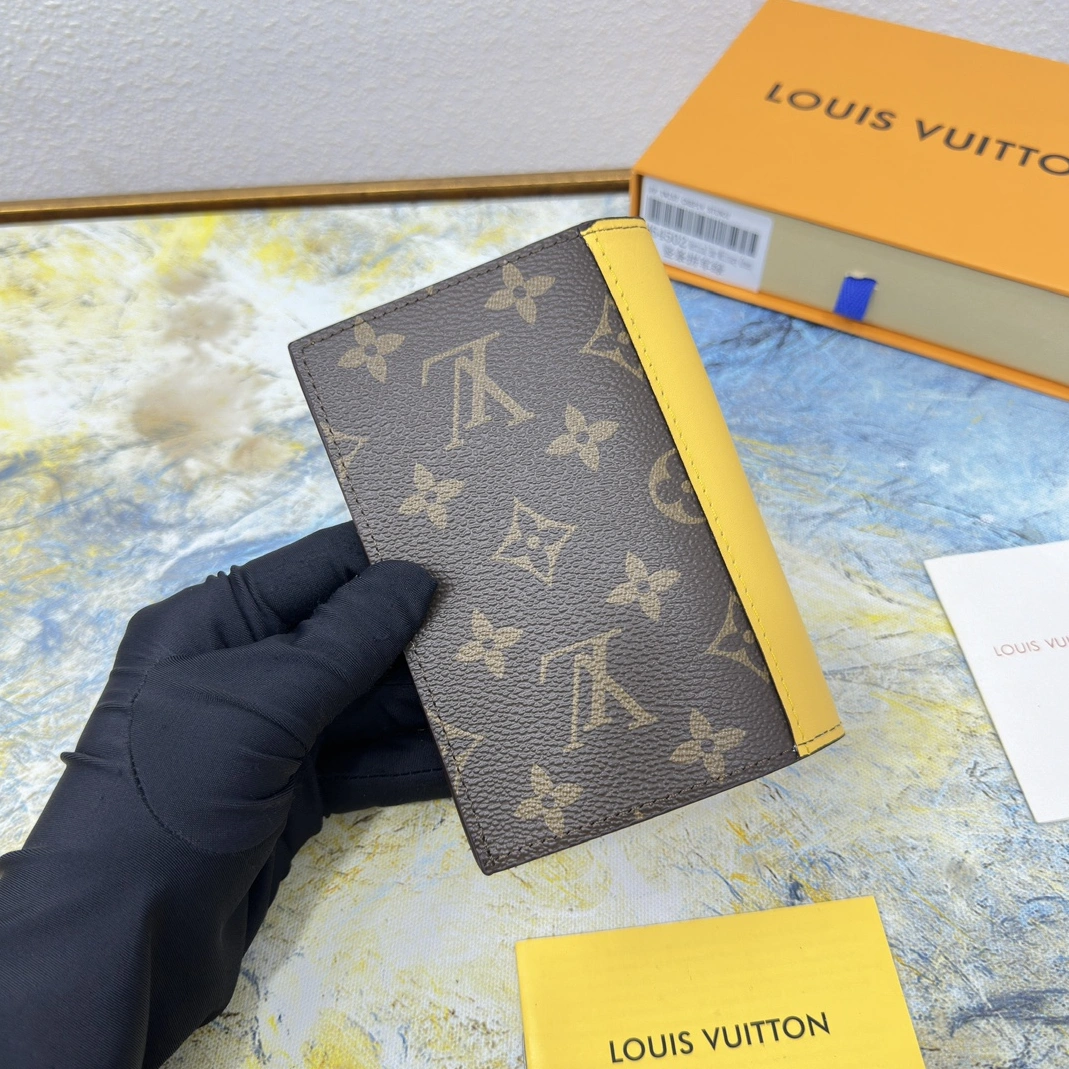 SmartChoice 7446 Louis Vuitton LV Card Case For Unisex