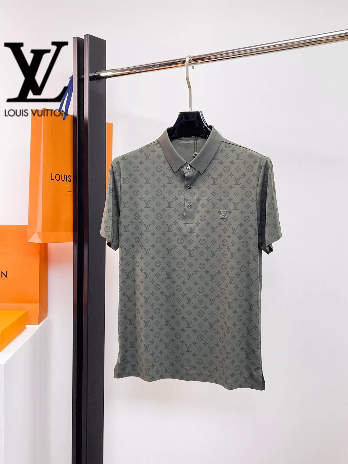 SmartChoice 7623 Louis Vuitton LV T-Shirts Short Sleeved For Men