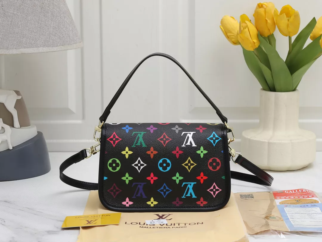 SmartChoice 7663 Louis Vuitton Messenger Bags For Women