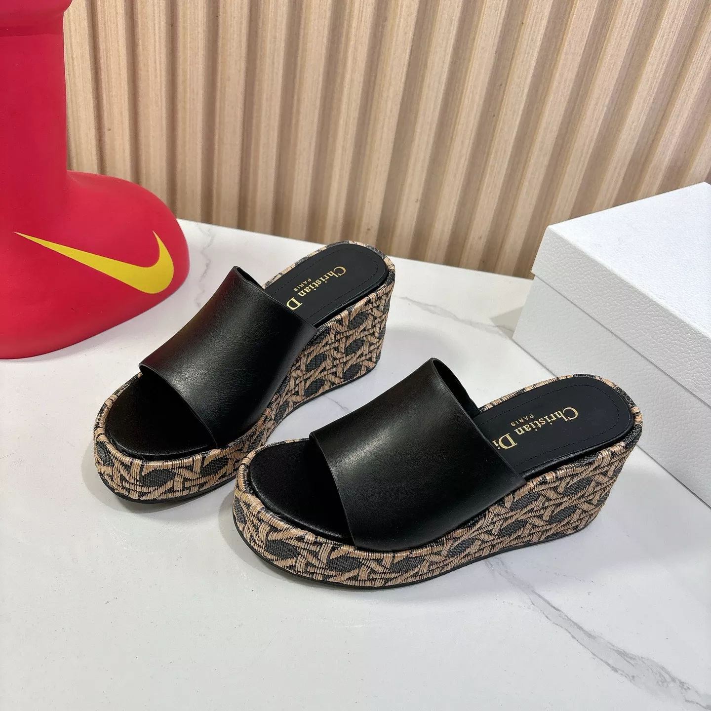 SmartChoice 7692 Christian Dior Slippers For Women