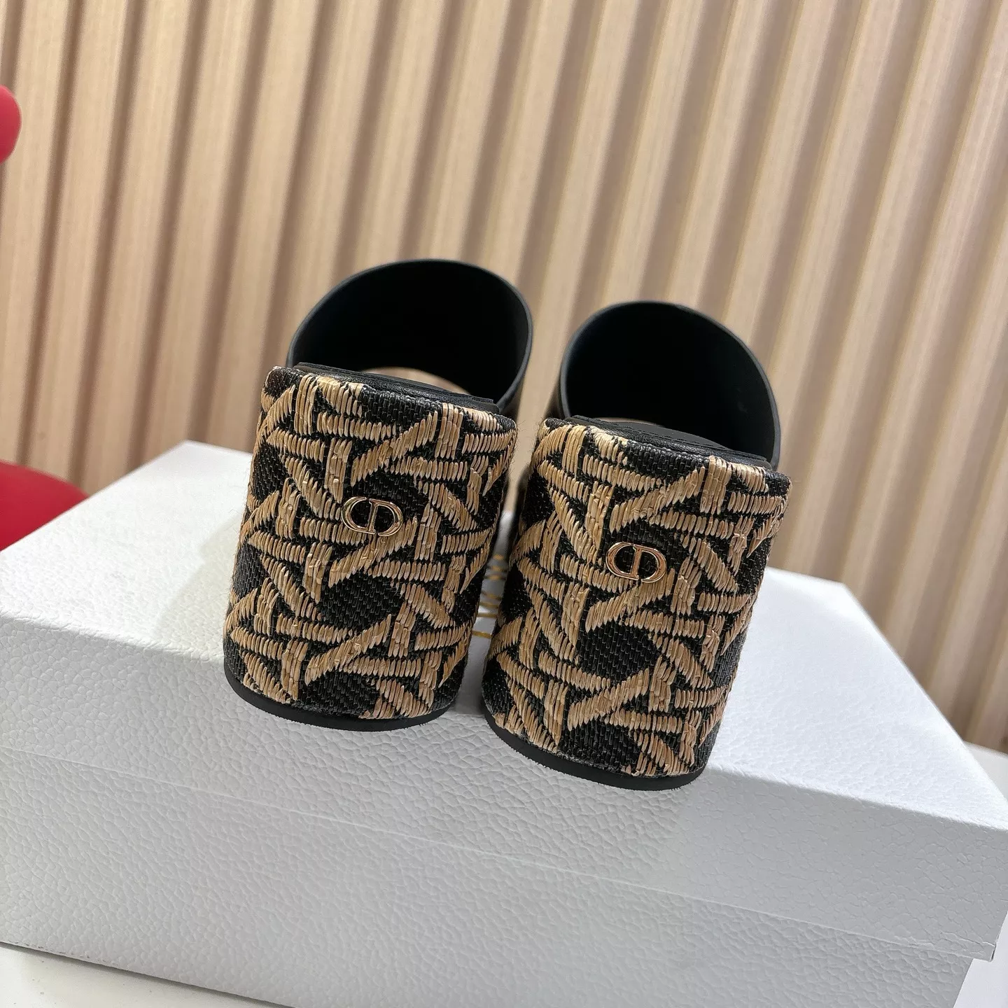 SmartChoice 7692 Christian Dior Slippers For Women