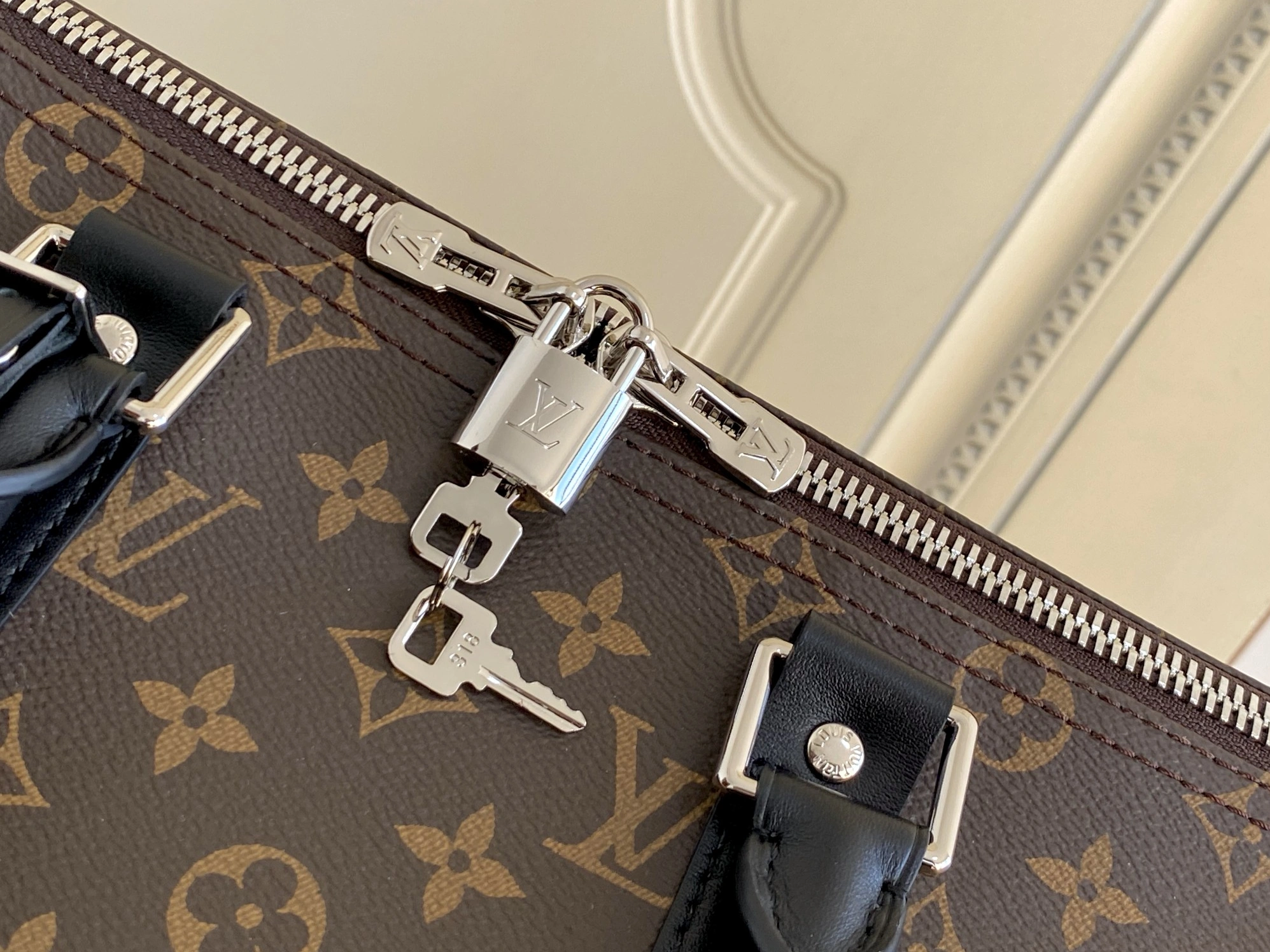 SmartChoice 7746 Louis Vuitton Travel Bags