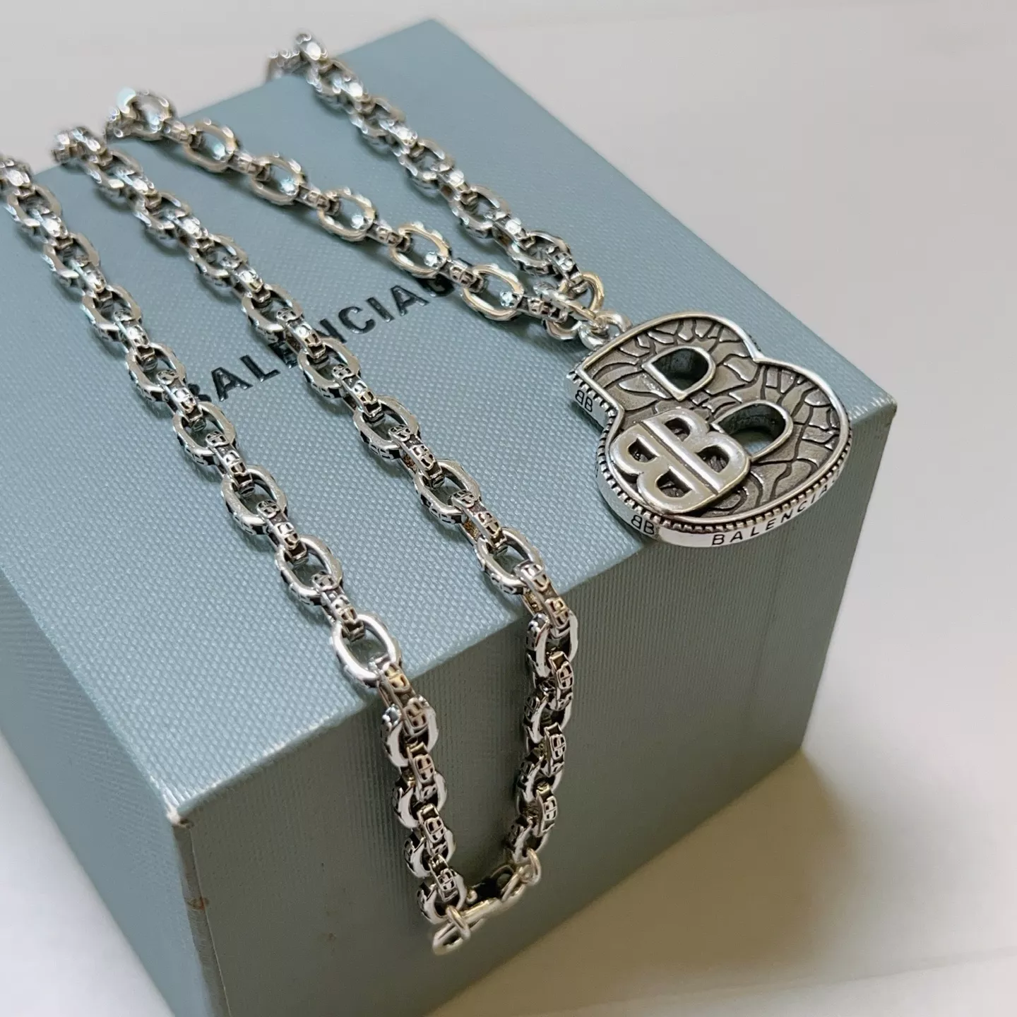 SmartChoice 7841 Balenciaga Necklaces