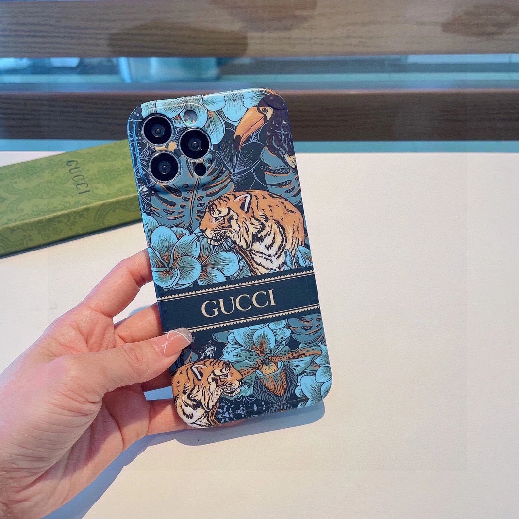 SmartChoice 7857 Gucci iPhone Case