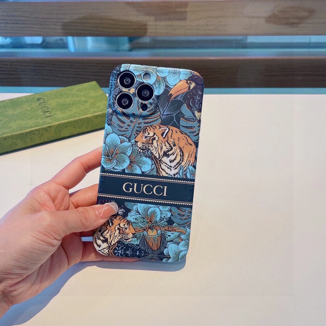 SmartChoice 7857 Gucci iPhone Case