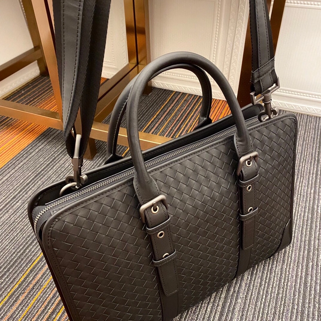SmartChoice 7886 Bottega Veneta AAA Man Handbags