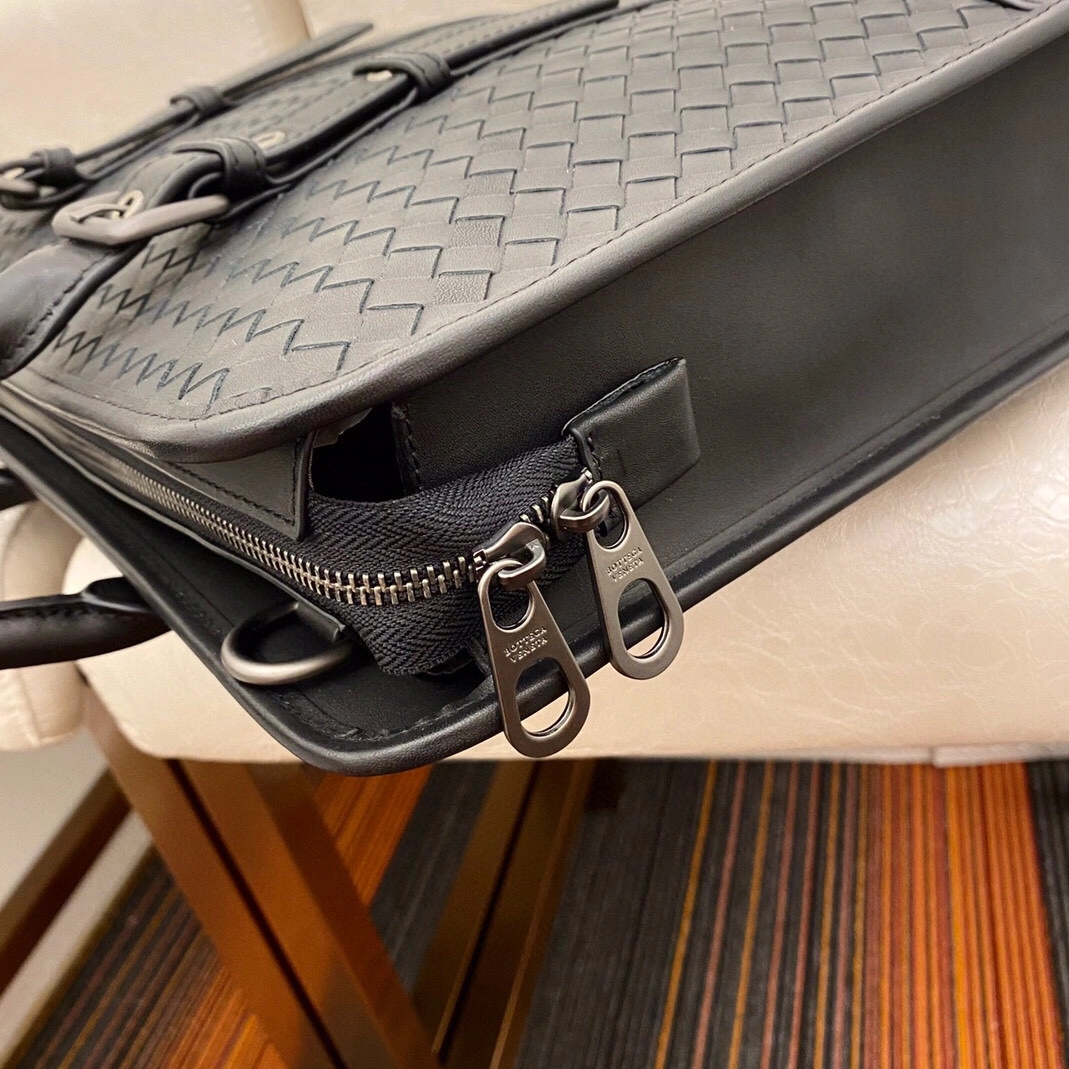 SmartChoice 7886 Bottega Veneta AAA Man Handbags