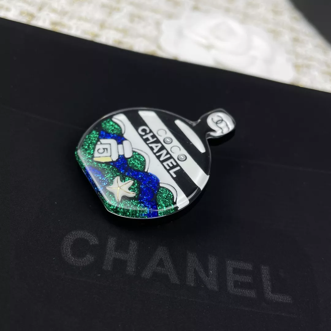 SmartChoice 7984 Chanel Brooches For Women