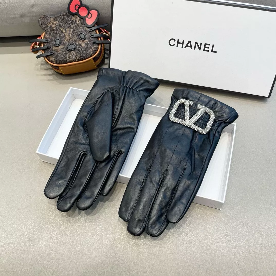SmartChoice 8028 Valentino Gloves For Women