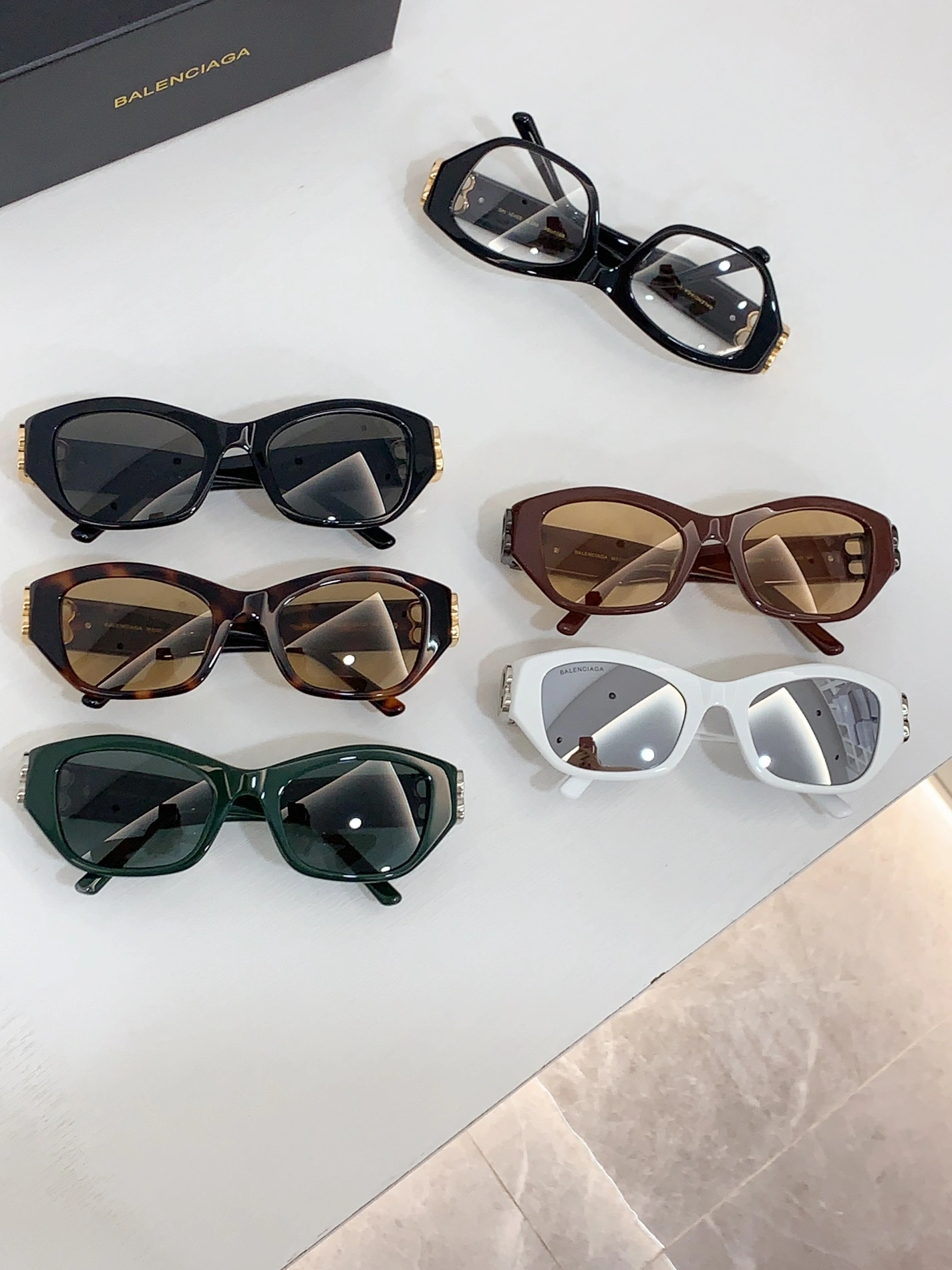 SmartChoice 8372 Balenciaga AAA Quality Sunglasses