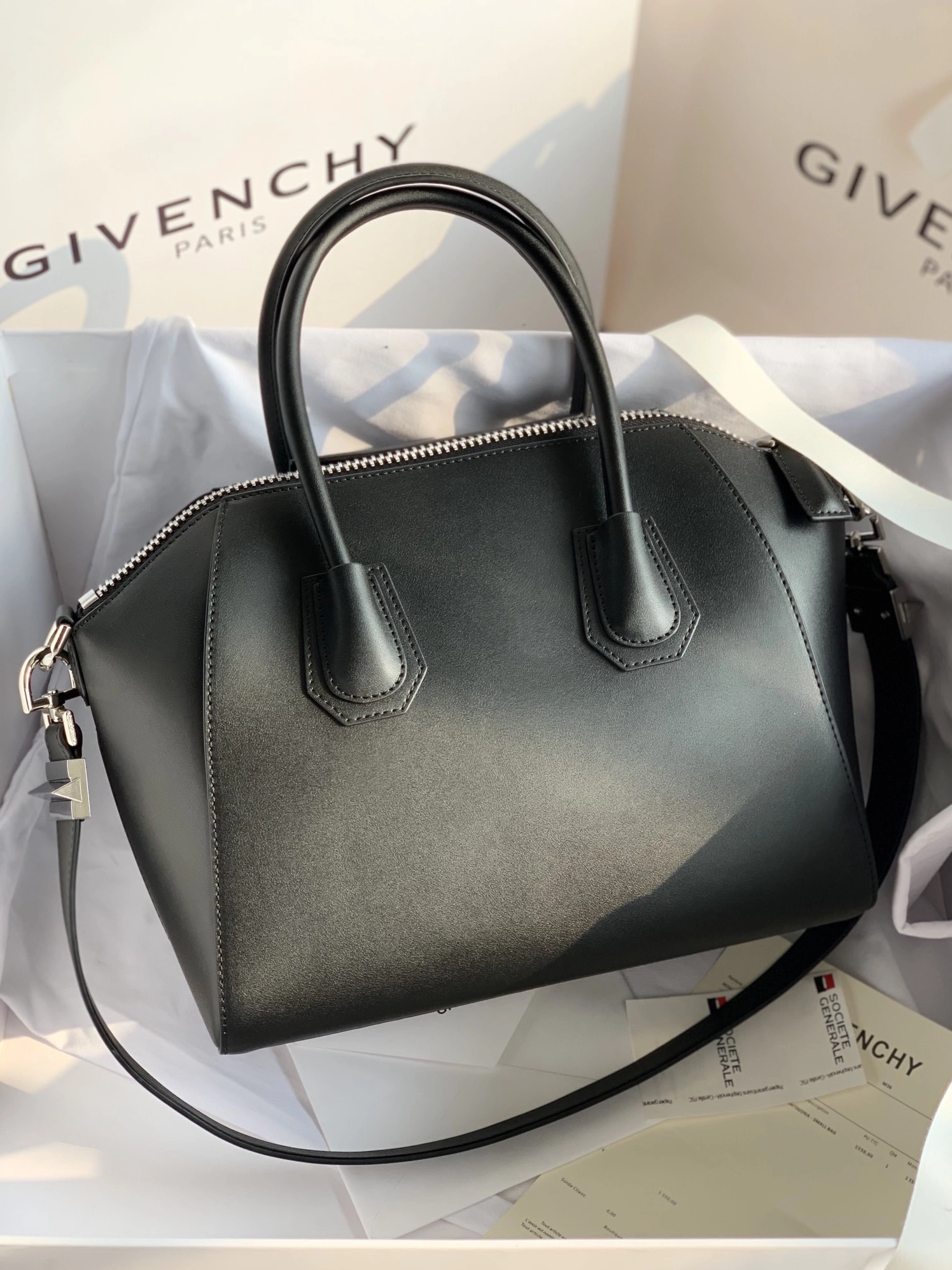 SmartChoice 8552 Givenchy AAA Quality Handbags For Women