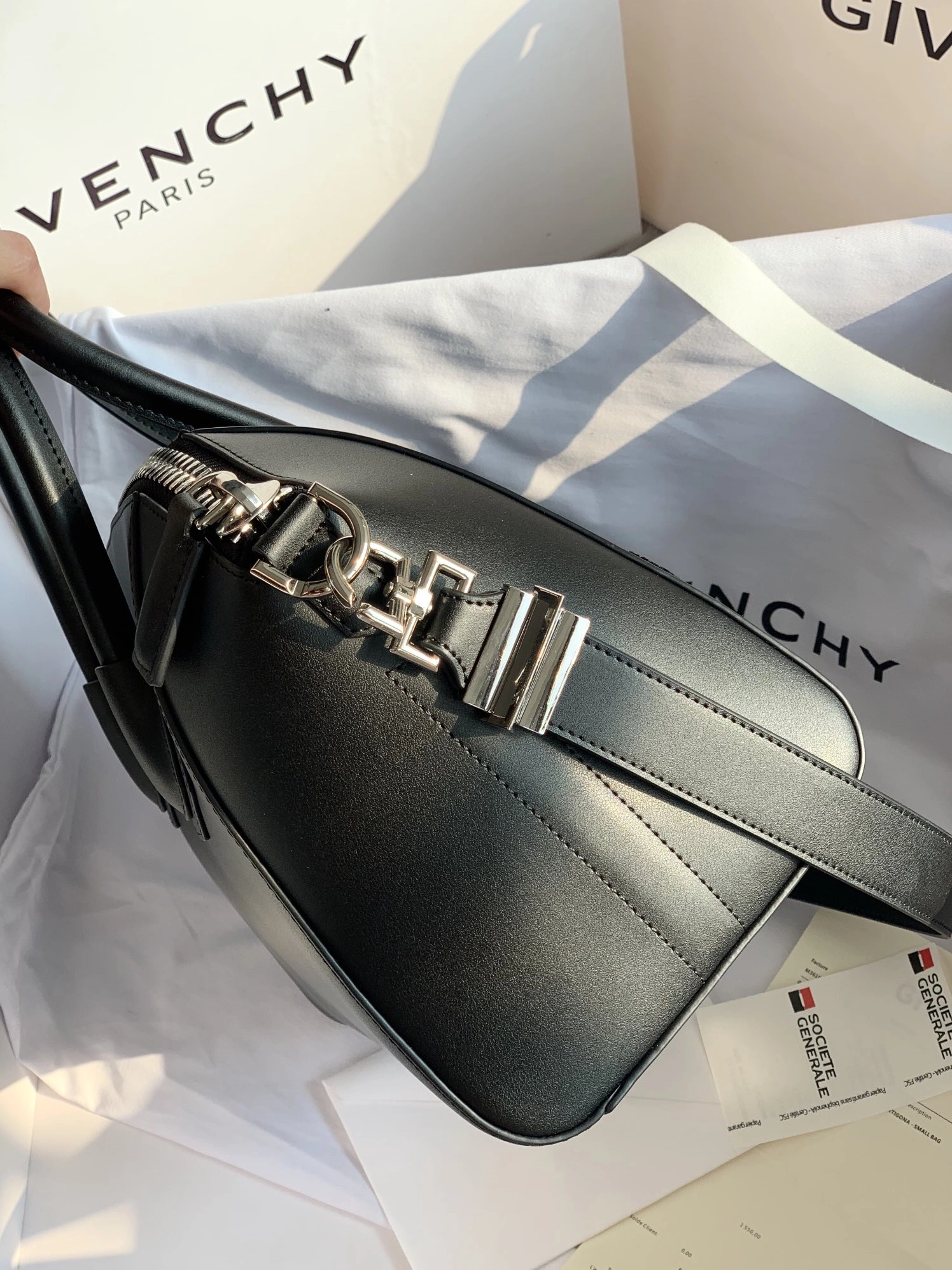 SmartChoice 8552 Givenchy AAA Quality Handbags For Women
