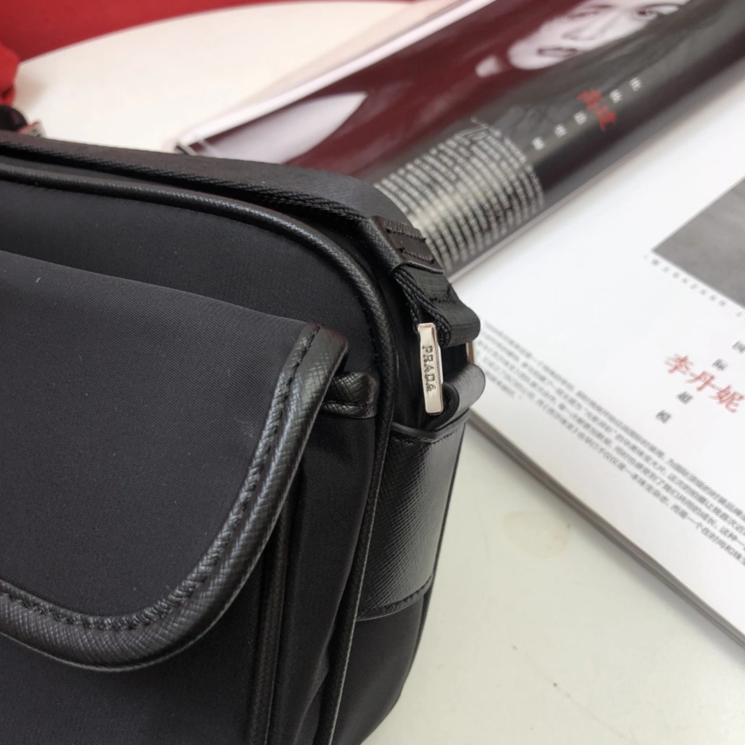 SmartChoice 8679 Prada AAA Man Messenger Bags