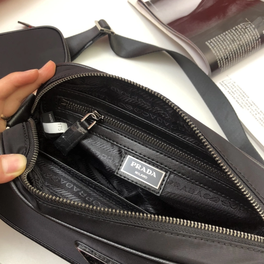 SmartChoice 8679 Prada AAA Man Messenger Bags