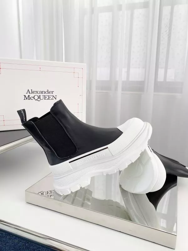 SmartChoice 9281 Alexander McQueen Boots For Men
