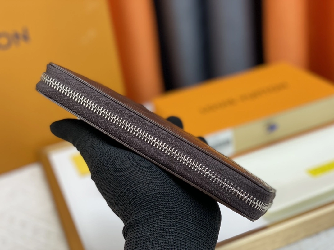 SmartChoice 9320 Louis Vuitton LV Wallets