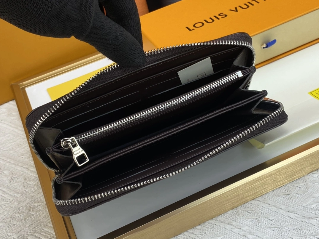 SmartChoice 9320 Louis Vuitton LV Wallets