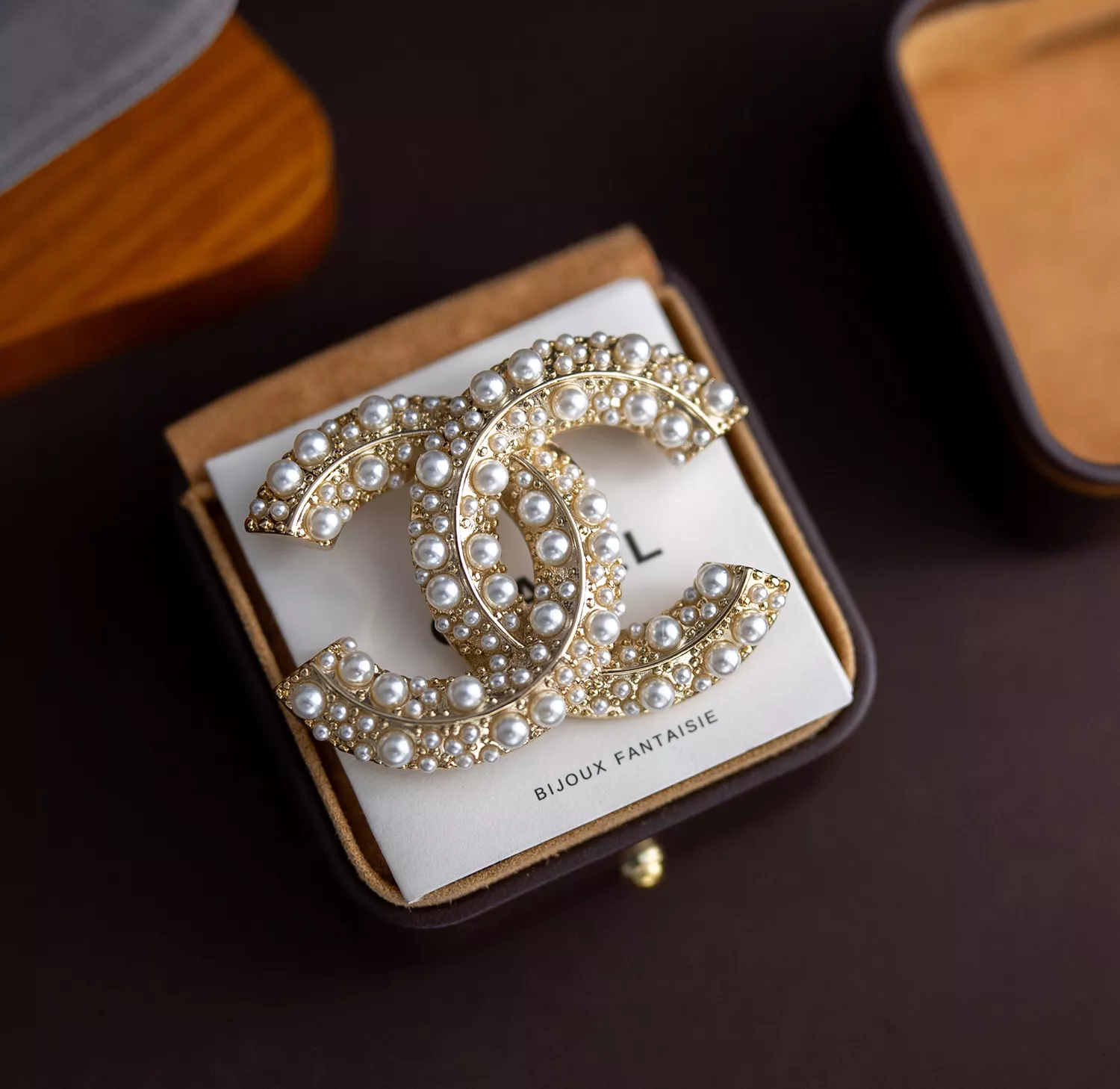 SmartChoice 9573 Chanel Brooches For Women