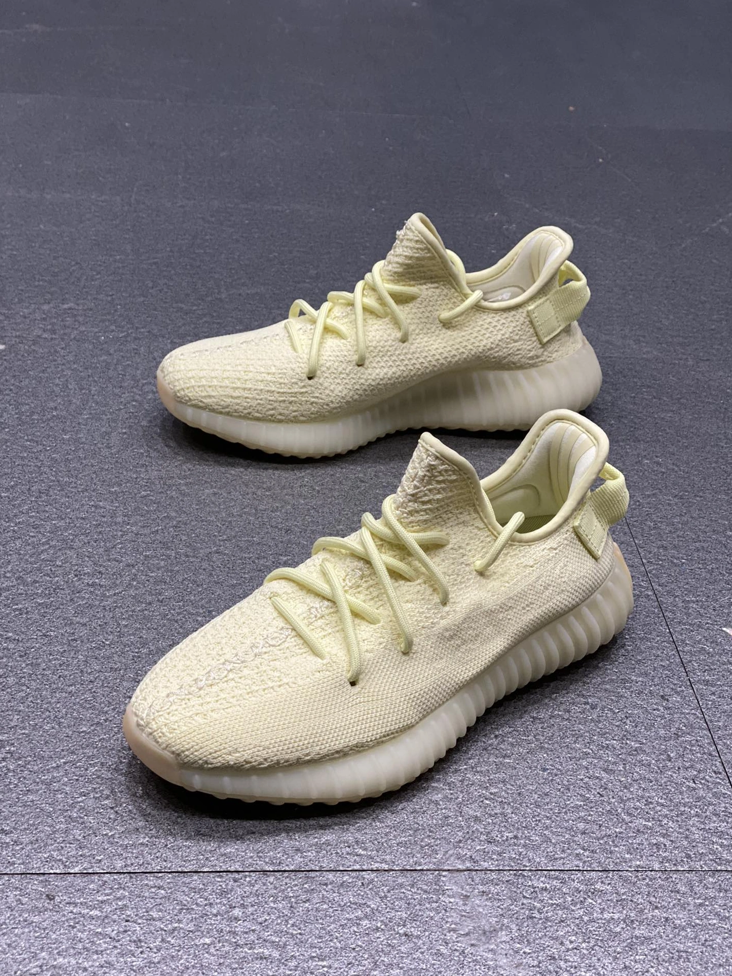 SmartChoice 9722 Adidas Yeezy Shoes For Men