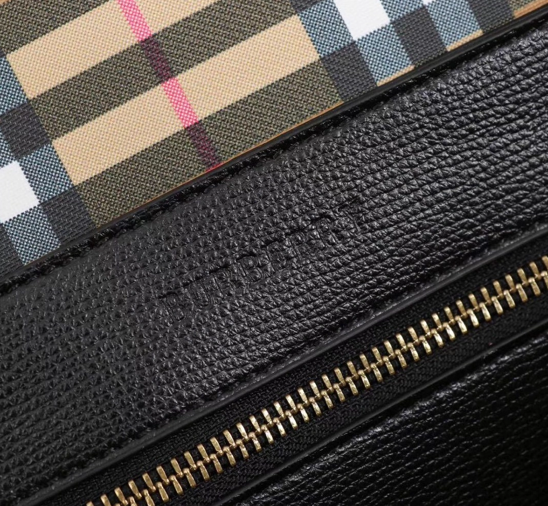SmartChoice 974 Burberry AAA Handbags For Women