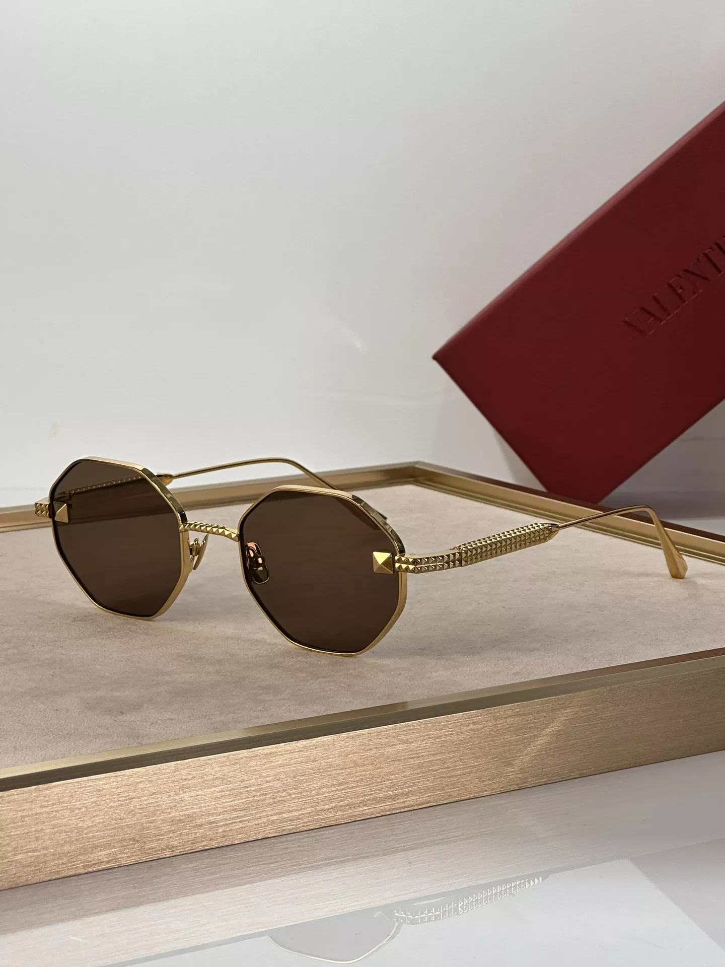 SmartChoice 9847 Valentino AAA Quality Sunglasses